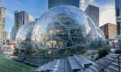 unique architectural design of the spheres of amazon in seattle